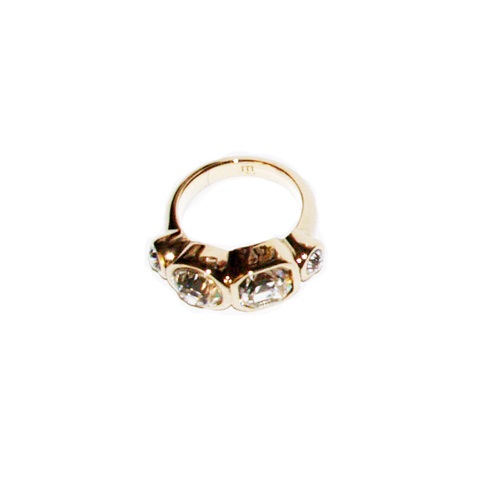 Clic para obtener más información. DYRBERG/KERN: Anillos